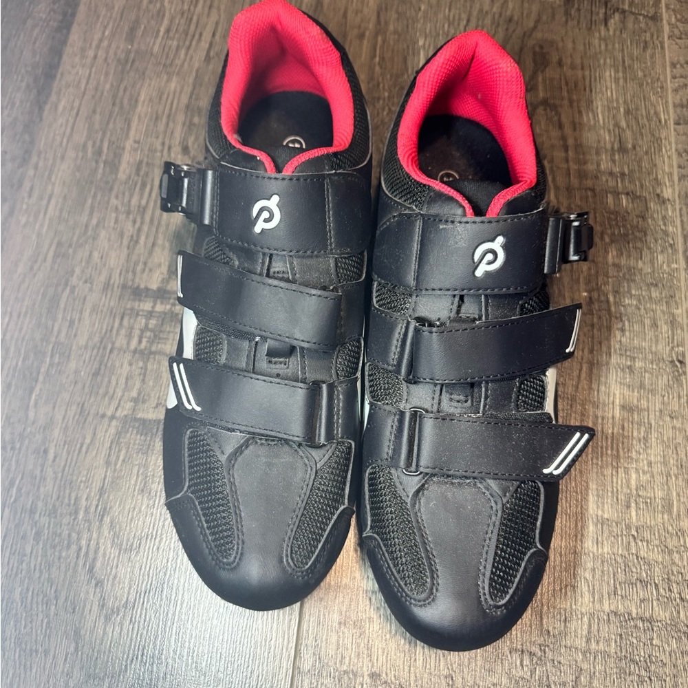 Black Cycling Shoes with Red Interior